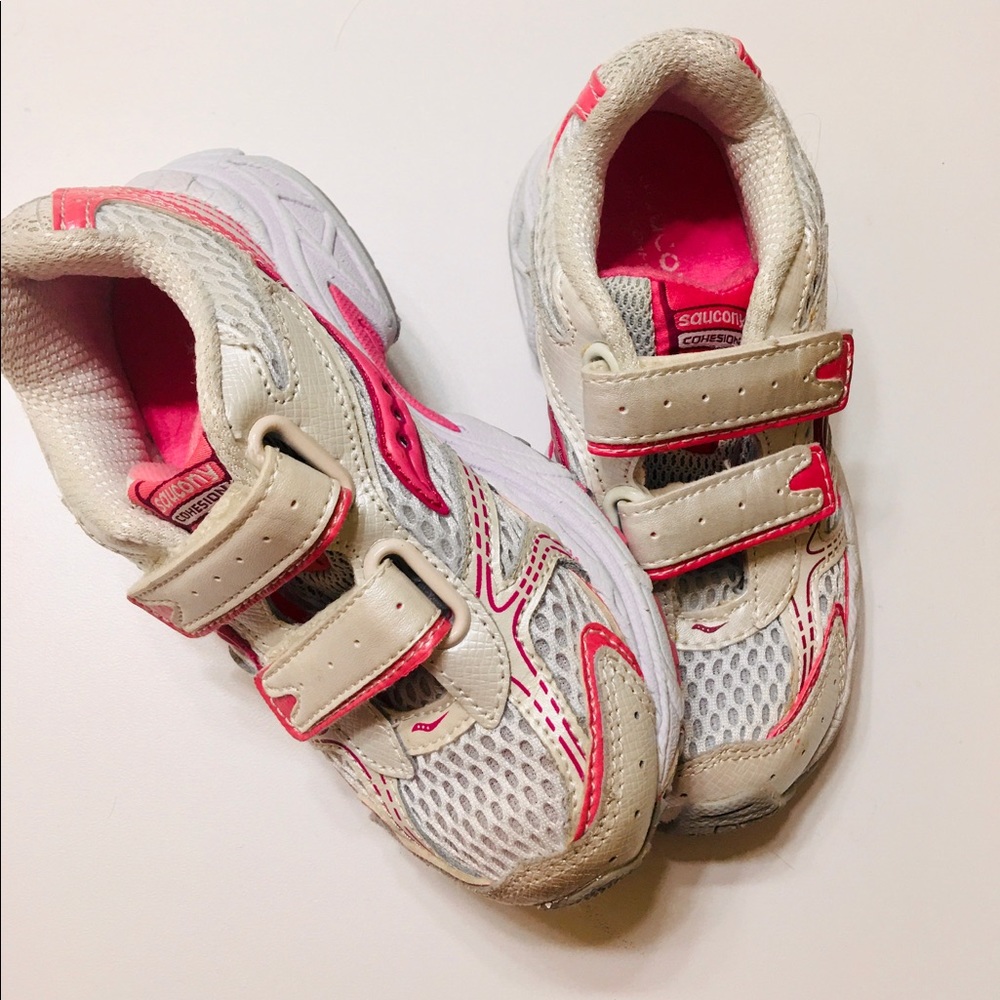 Saucony toddler sneakers